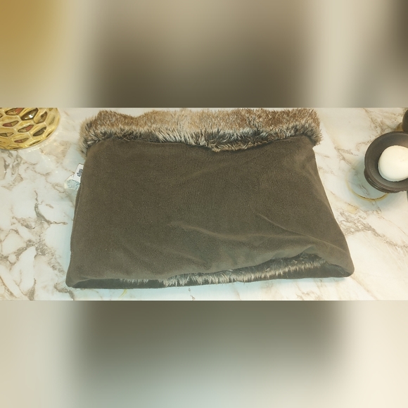 Women's winter scarf - Picture 2 of 3